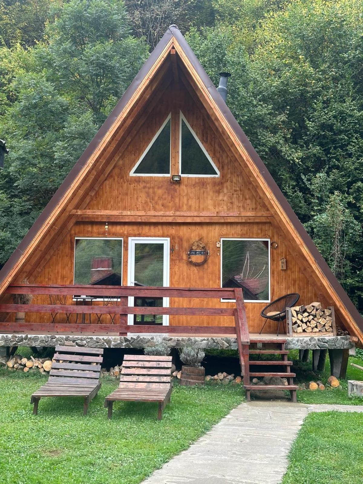 Villa Cabanutze Satic Rucăr Esterno foto